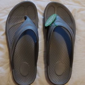 Flip flops